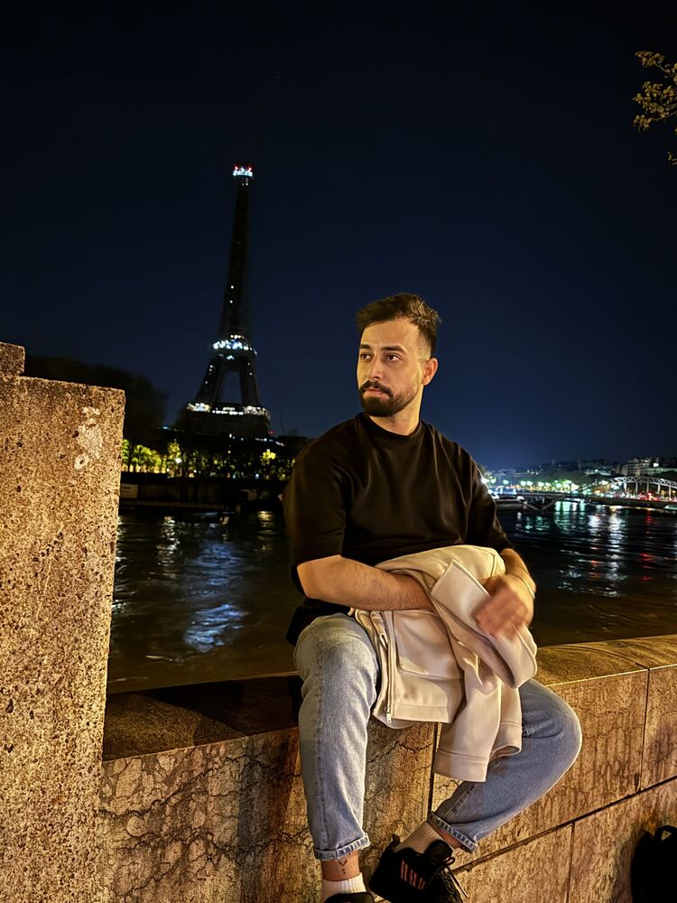  ,   Ahmed, 28 ,   ,   