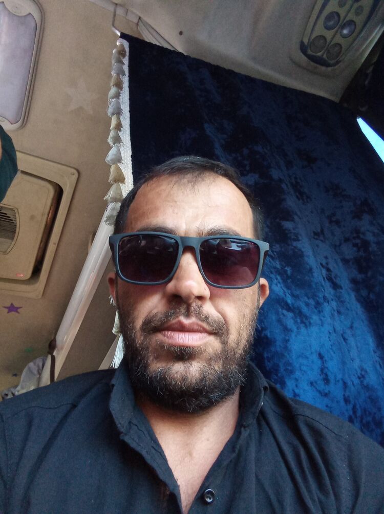  -,    , 37 ,   ,   