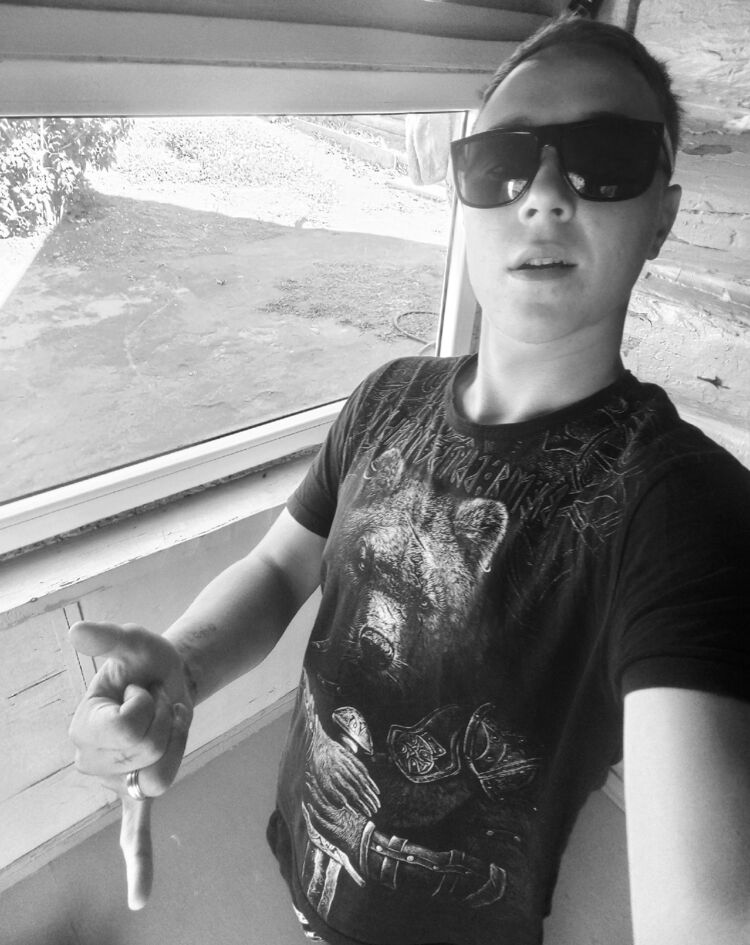  53192699  , 23 ,    -