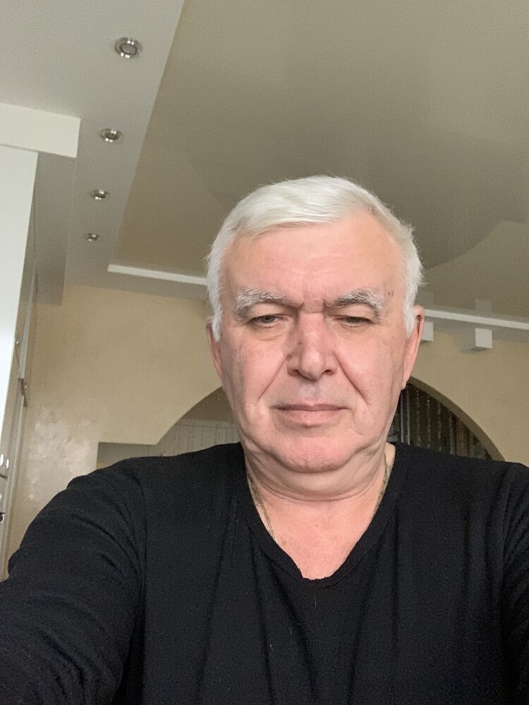  ,   Oleg, 60 ,   ,   