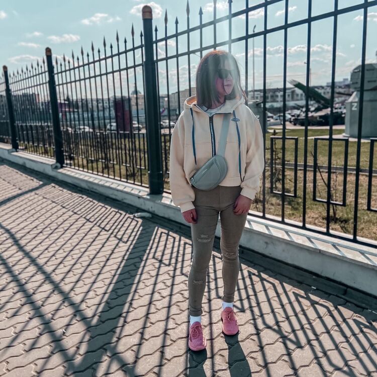  26075679  Ekaterina, 22 ,    