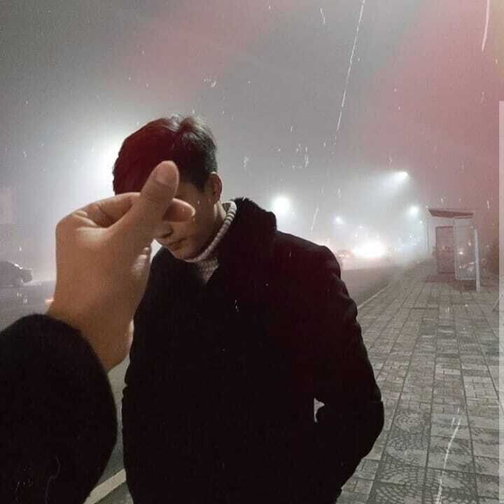  21050299  Nurik, 24 ,    