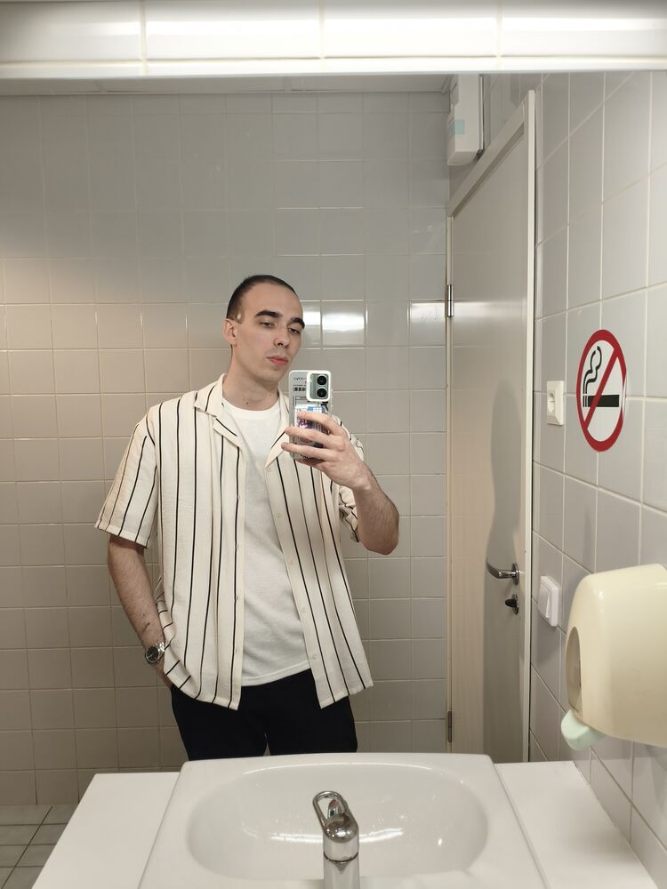  53858919  , 24 ,    -