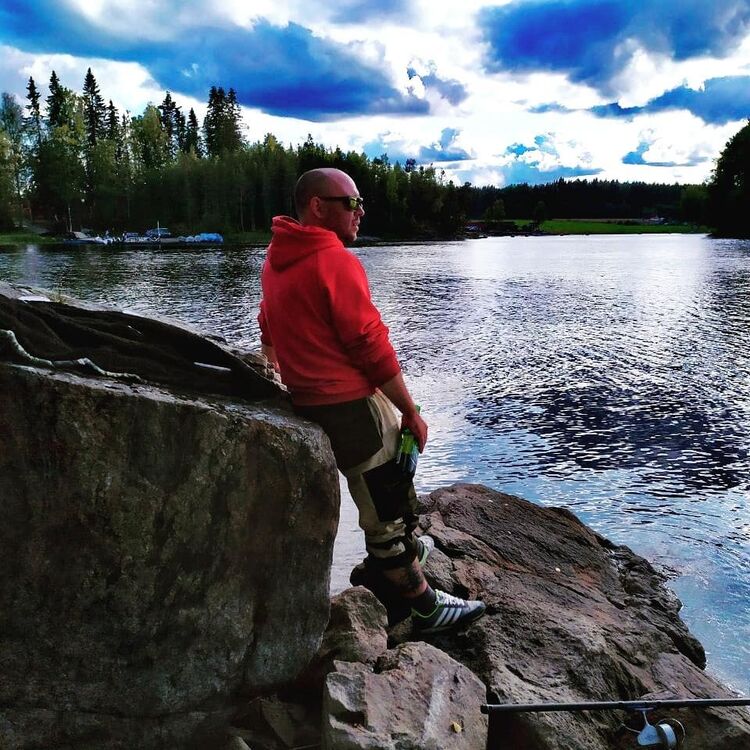  26947129  , 40 ,    -