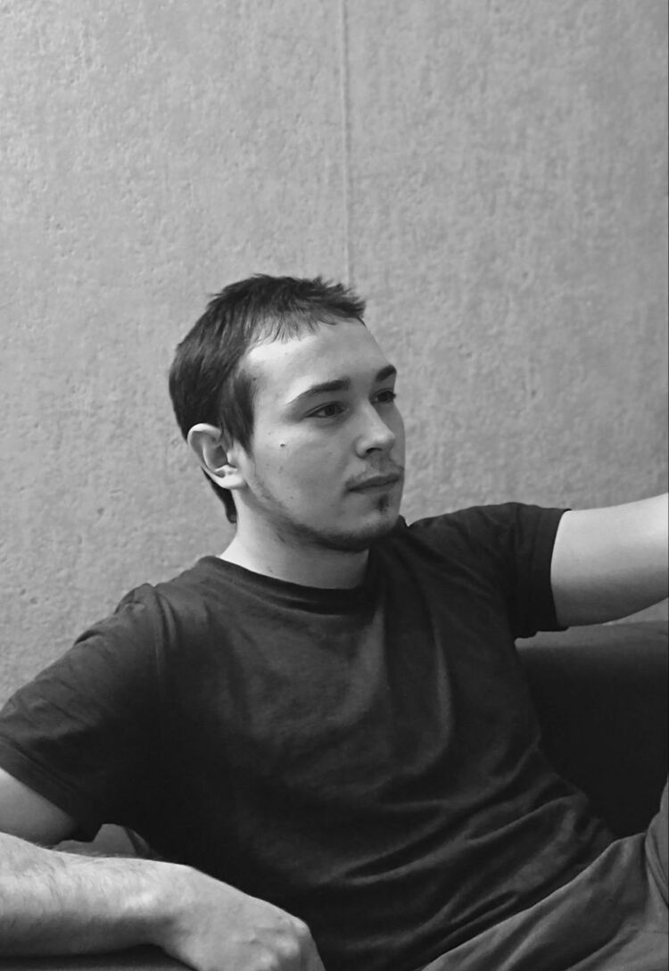 ���� 55562589 ����� ���������, 21 ���, ���� ���������� � ��������