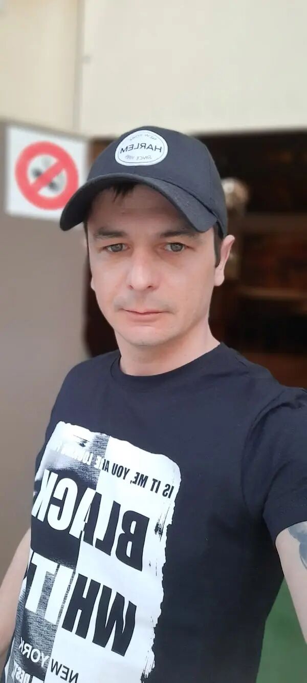  33718299  Sergey, 37 ,    