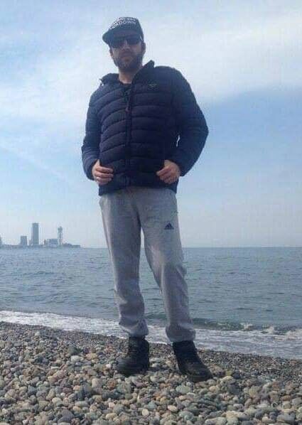  17038779  Peto, 37 ,    