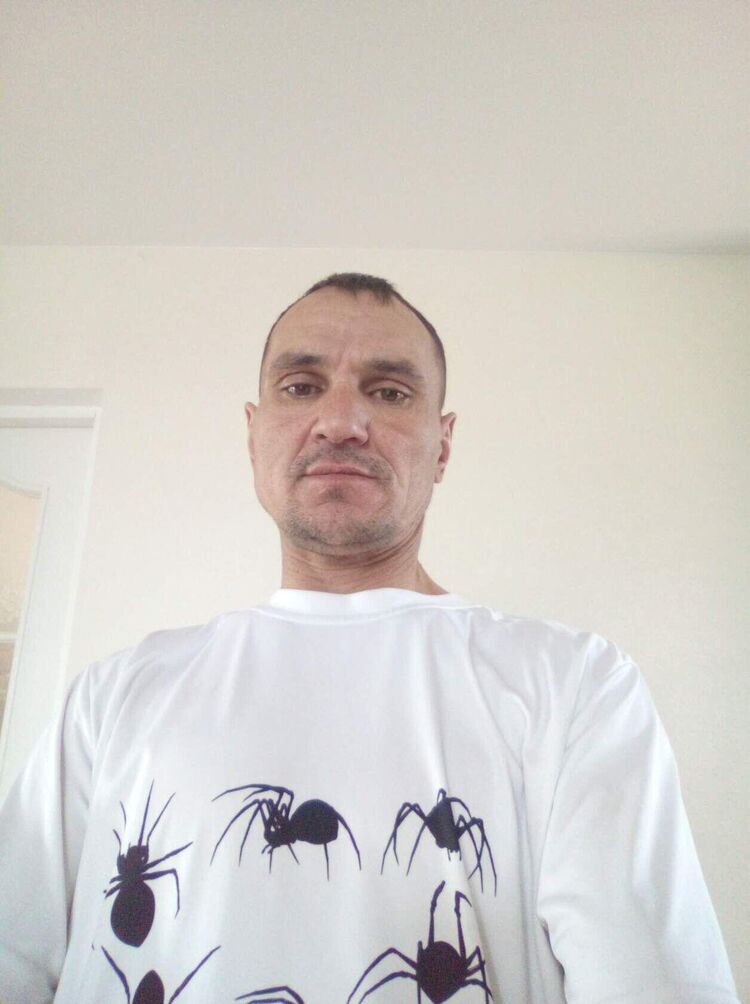  44653309  Nikolai, 50 ,    