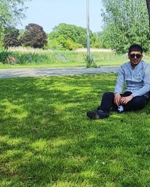  51548239  , 34 ,    Capelle Aan Den Ijssel