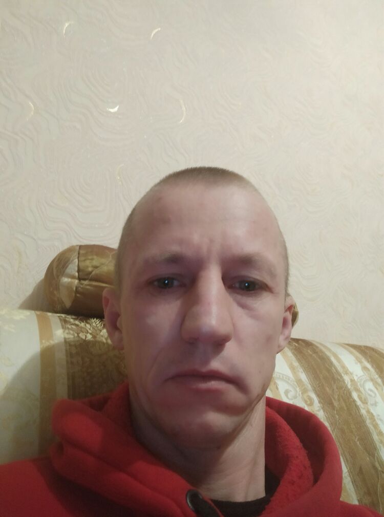  31947159  , 37 ,    