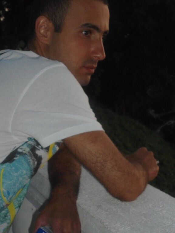  ,   Arik, 33 ,   ,   