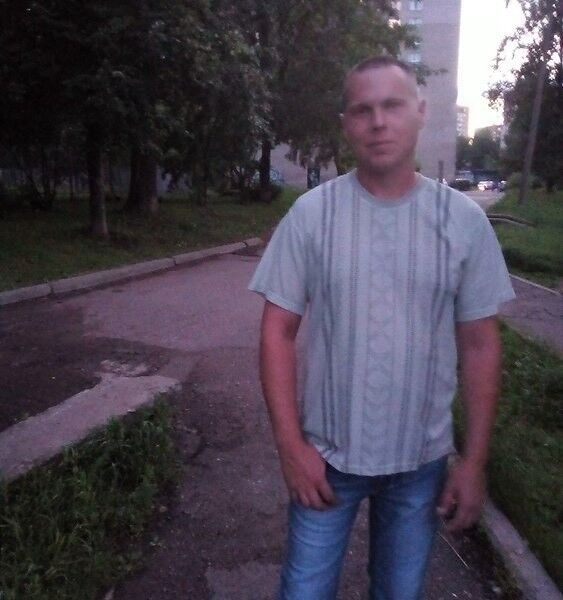  ,   Denis, 39 ,   ,   , c 