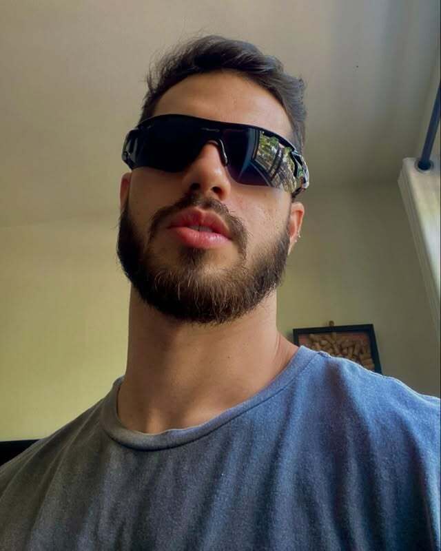  48835819  , 37 ,    