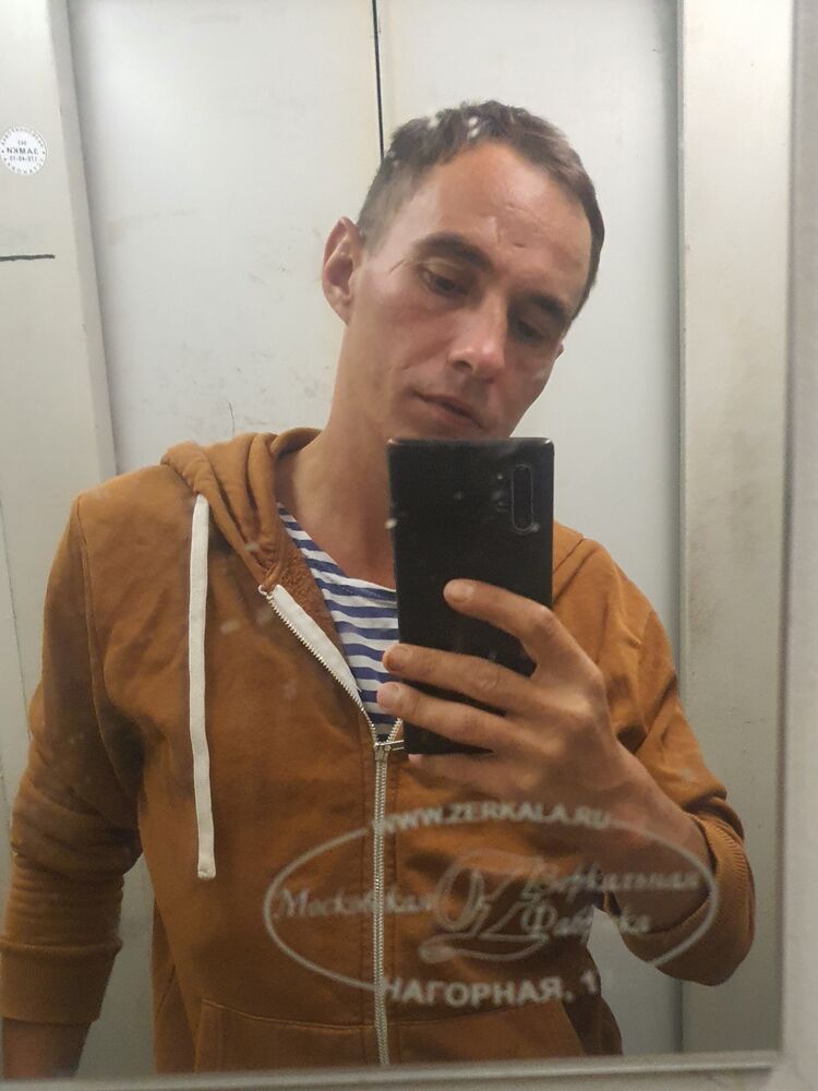  49675069  , 32 ,    