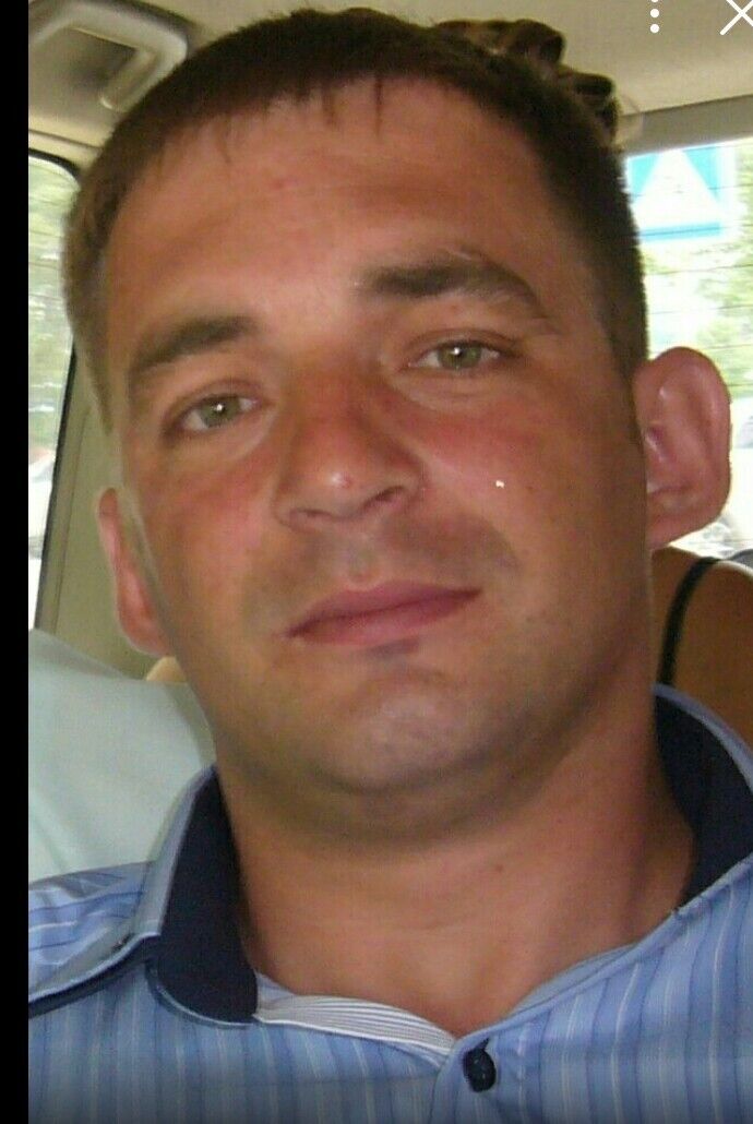  ,   Anton, 42 ,   ,   , c 