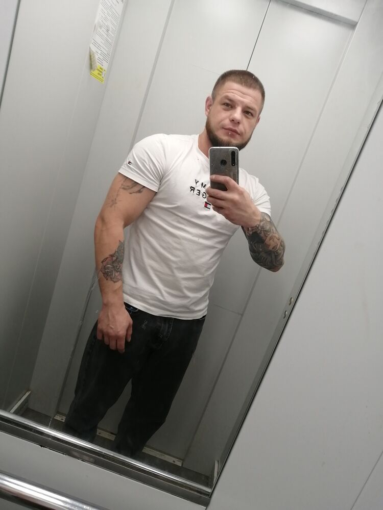  47923569  , 33 ,    