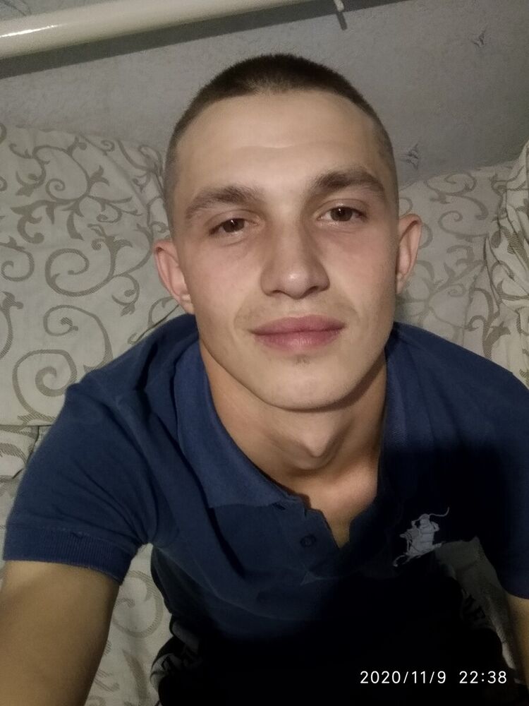  21644859  Artem, 27 ,    