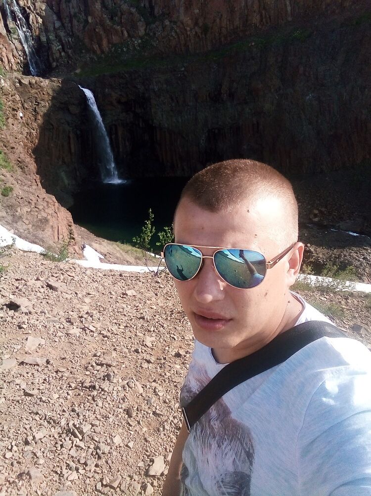  47806939  , 29 ,    