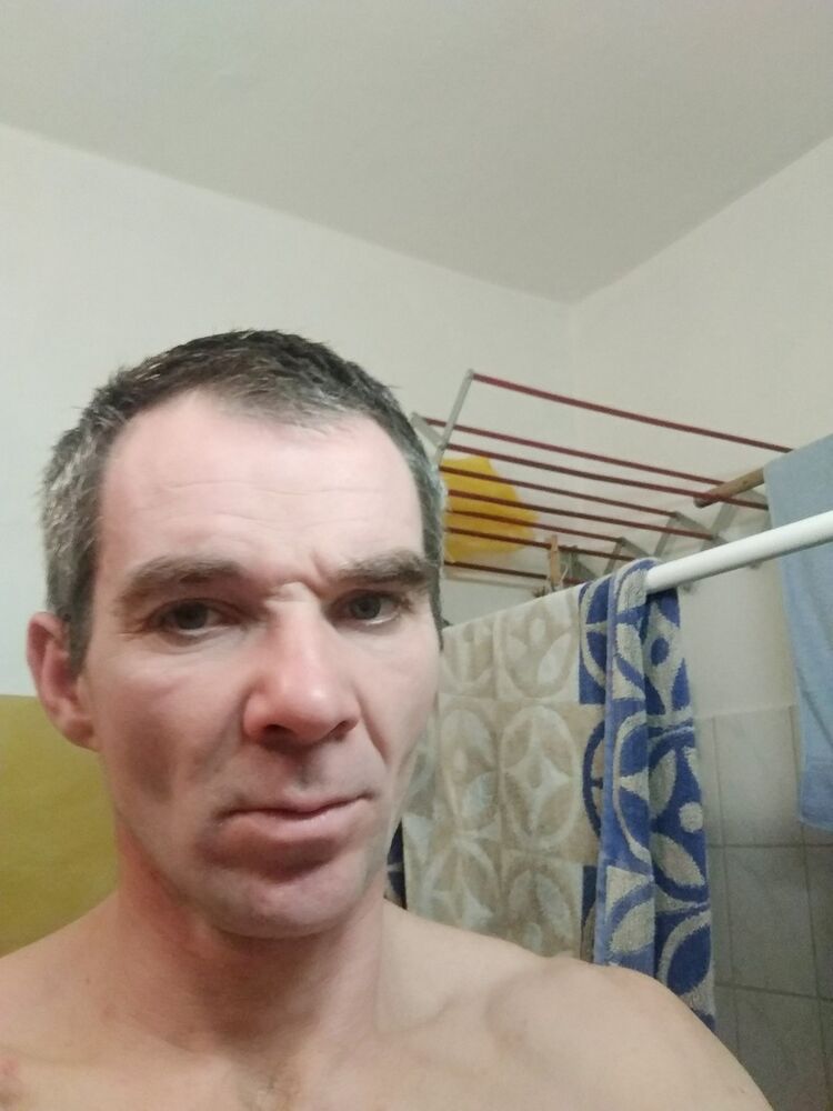  ,   Robert, 48 ,   