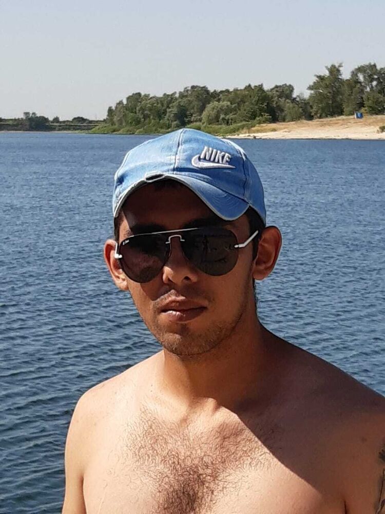  44106769  , 31 ,    