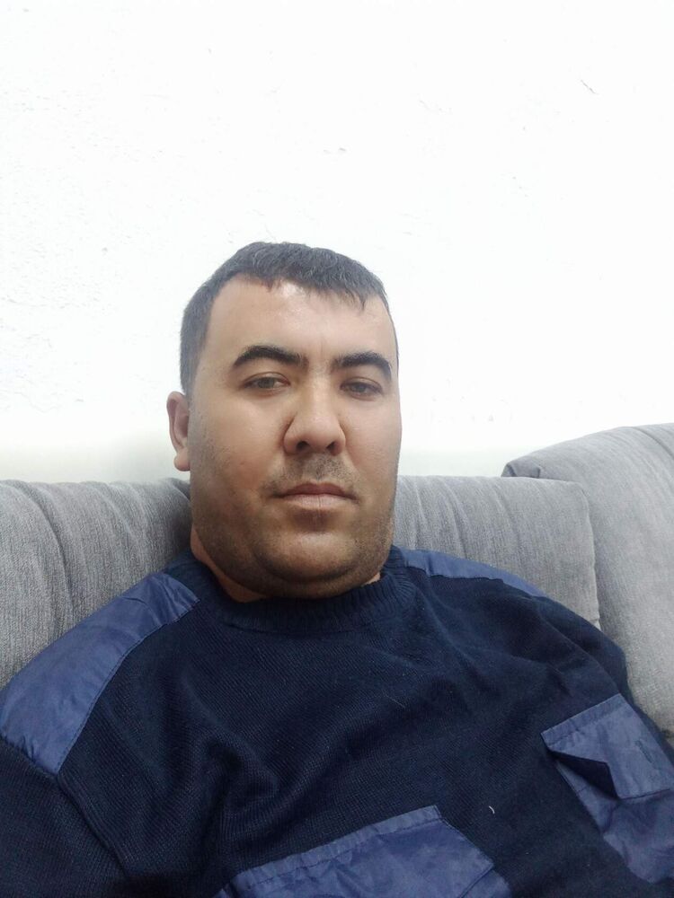  44418099  Nurik, 37 ,    