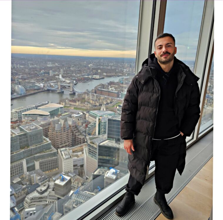  53204469  , 37 ,    -