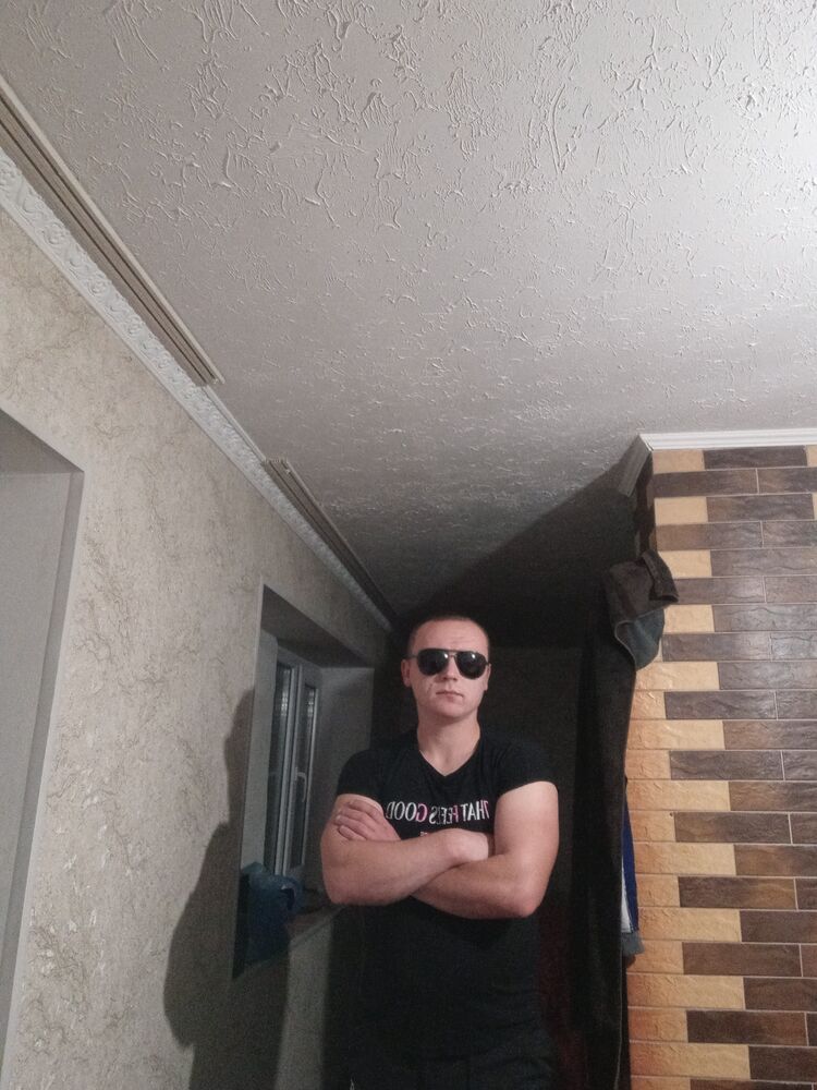  31390629  Gheorghe, 24 ,    