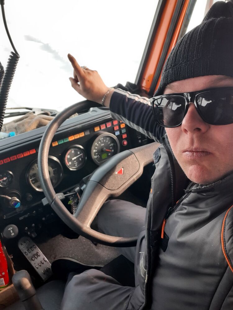 ���� 37592059 ������� ������, 37 ���, ���� ���������� � �������������