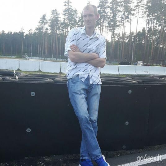  26632179  Aivis, 45 ,    