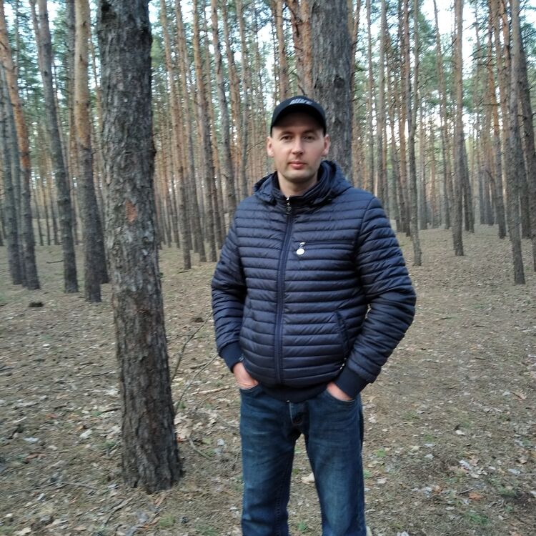  22686479  Alex, 39 ,    