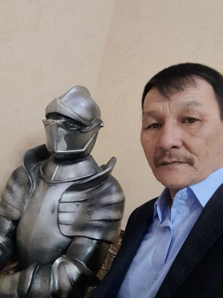  32647169  Nurik, 57 ,    