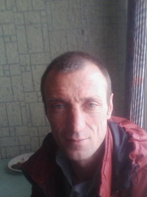  ,   Leonid, 54 ,   