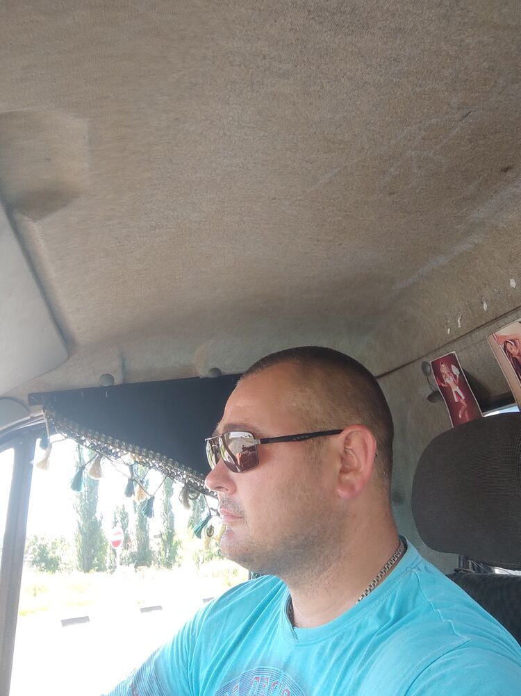  31075459  , 37 ,    