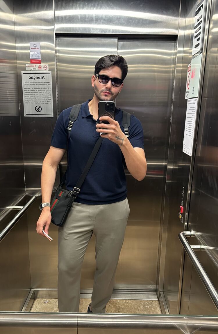  ,   Alexander, 42 ,     , c 