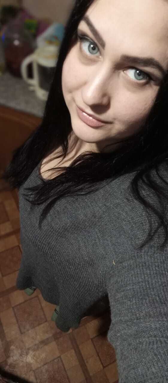  31715159  Alexandra, 29 ,    