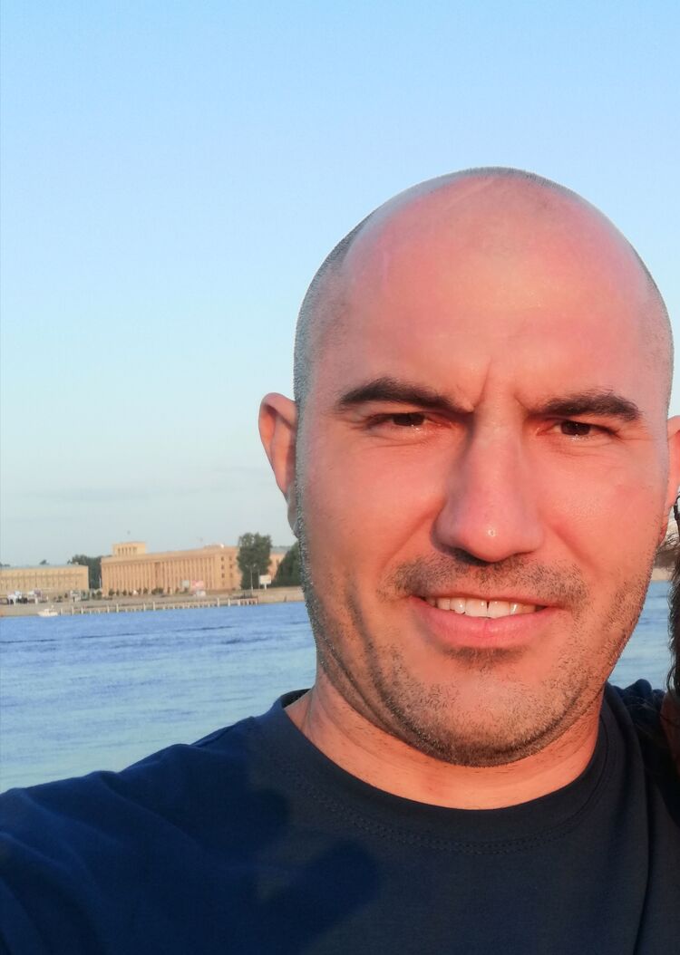  -,   , 42 ,   , c 