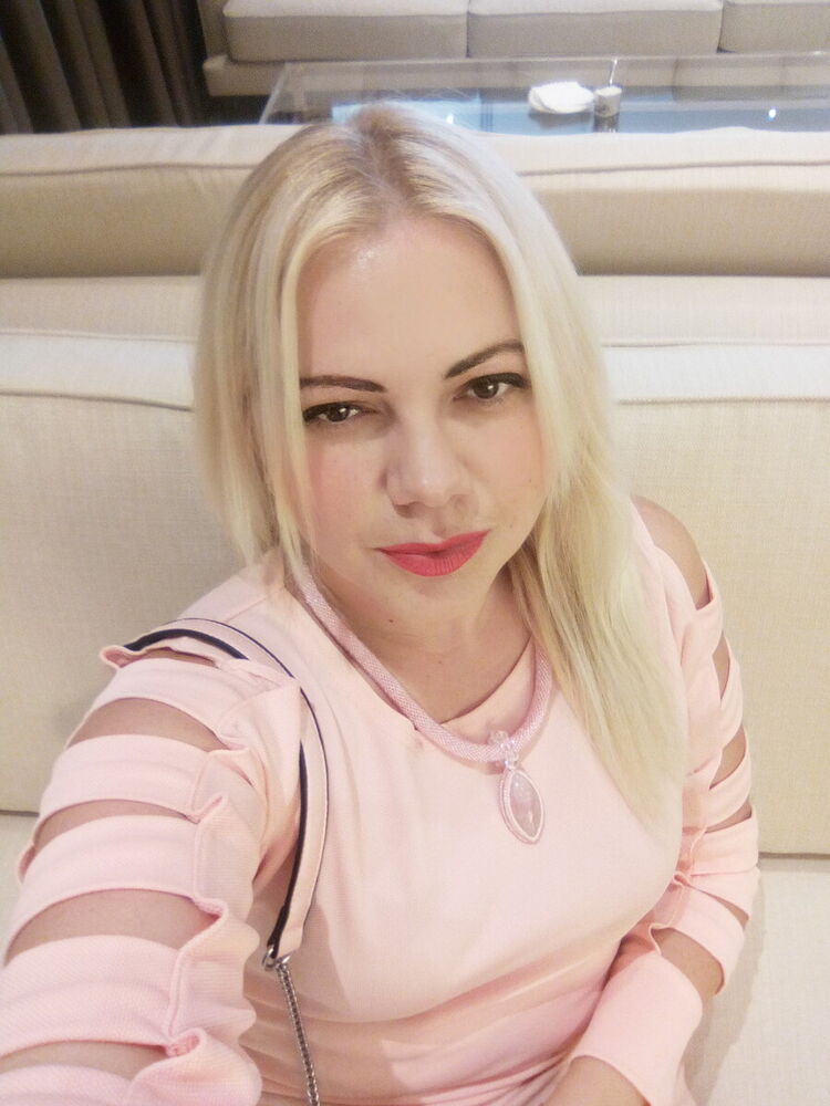 ,   Marina, 42 ,   ,   , c 