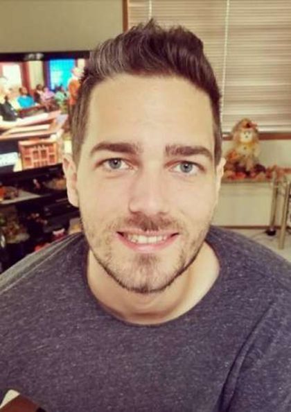 ���� 44012189 ������� ARTUR, 32 ����, ���� ���������� � �������