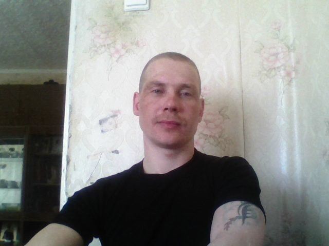 8737889  , 39 ,    