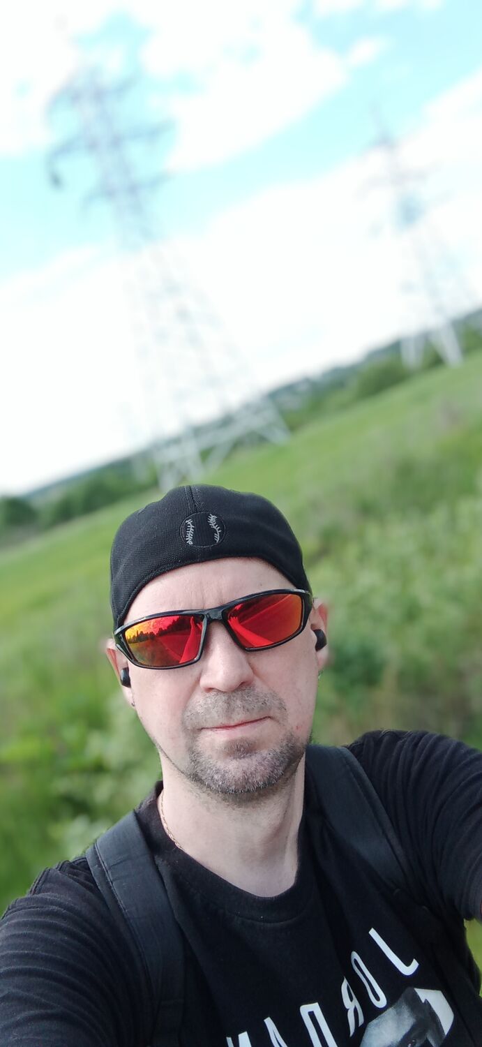  48770979  Enzo_enzo, 44 ,    