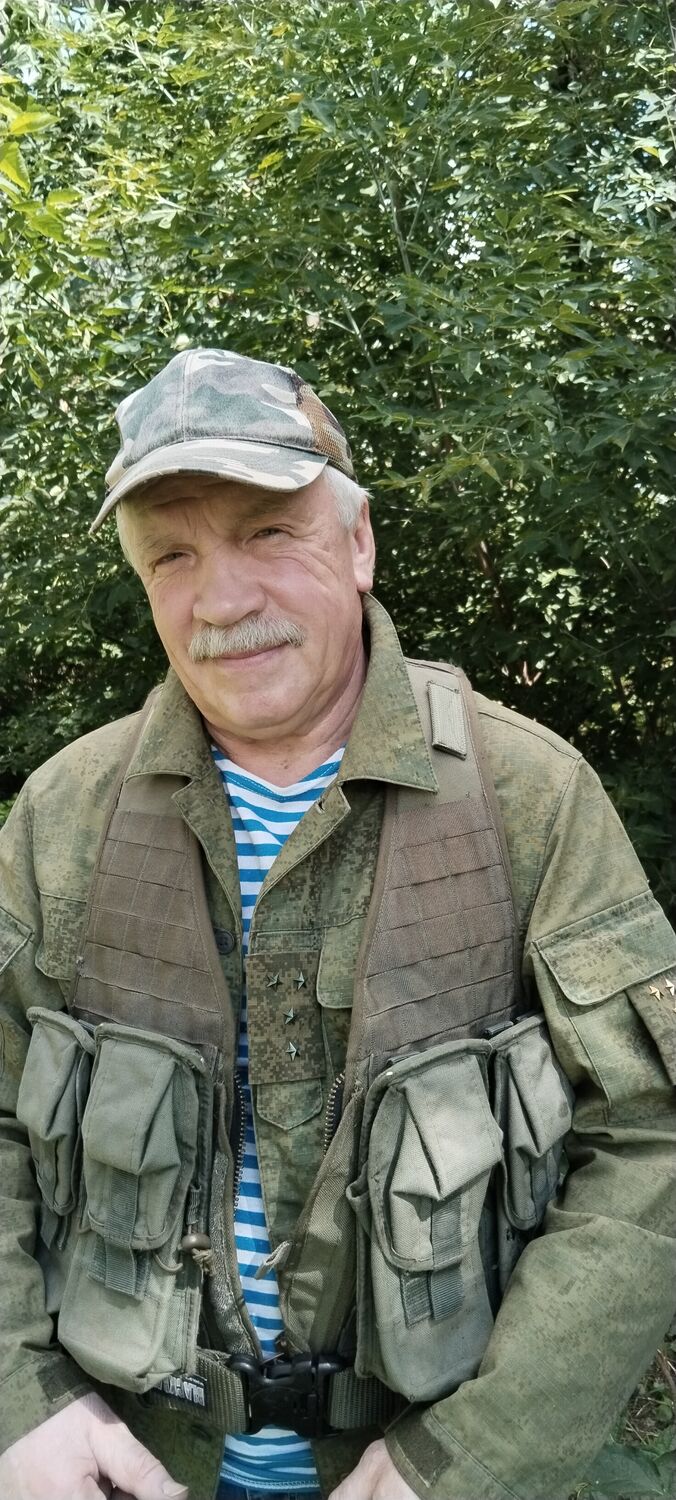  ,   Alex, 62 ,   c 