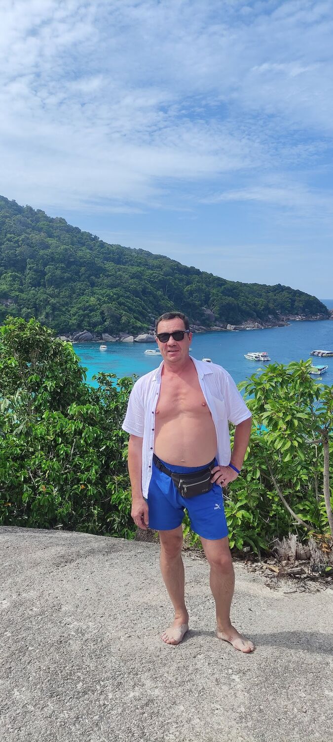  54453899  Oleg, 50 ,    