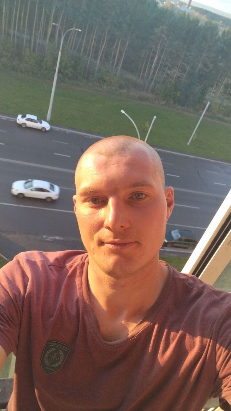  46614879   xXx, 36 ,    