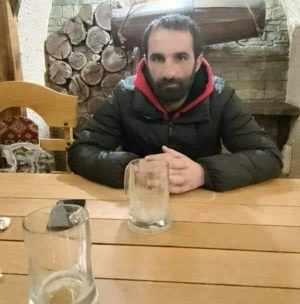  51250529  Karen, 33 ,    