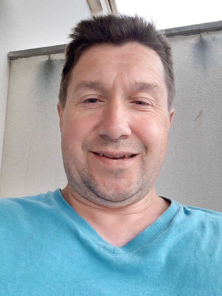  ,   Viktors, 53 ,   ,   , c , 