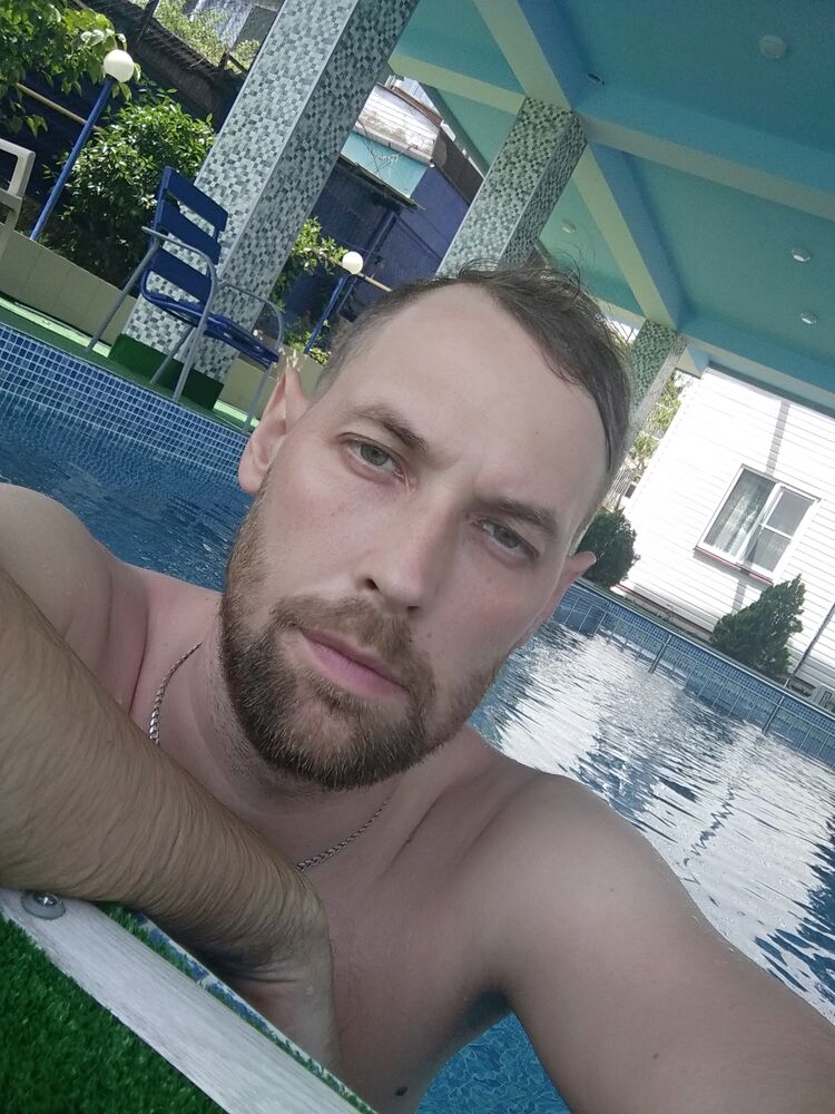  54558209  Alex, 39 ,    --