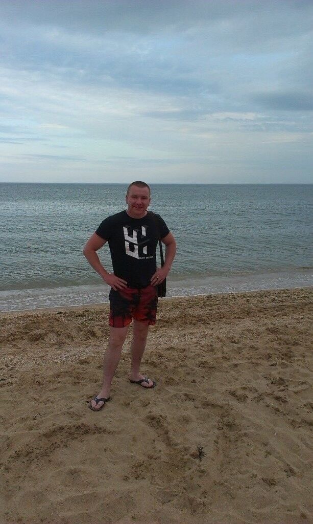 ���� 19453649 ������� �������, 42 ����, ���� ���������� � �����