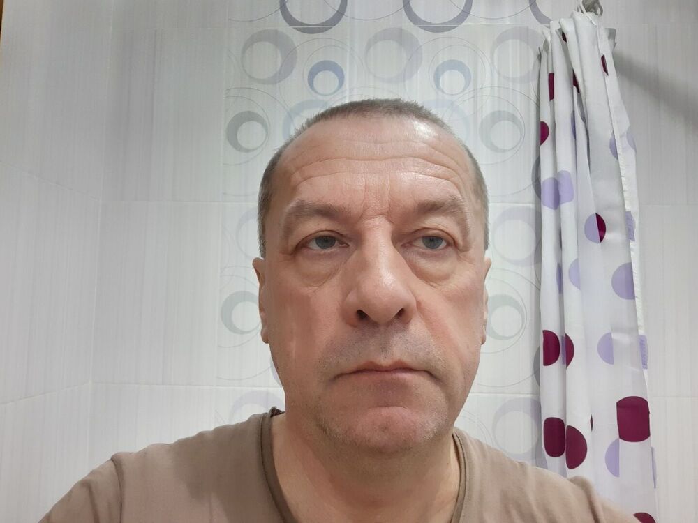  48093569  , 61 ,    