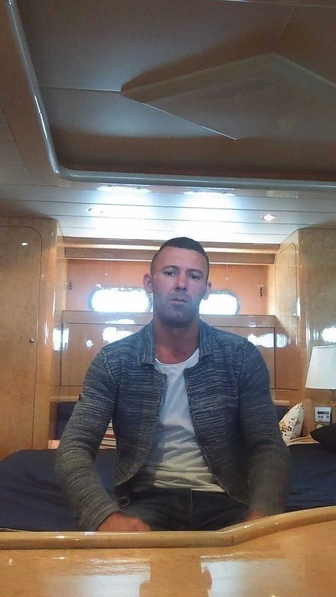 ���� 9977519 ������� �������, 41 ���, ���� ���������� � �����-����������