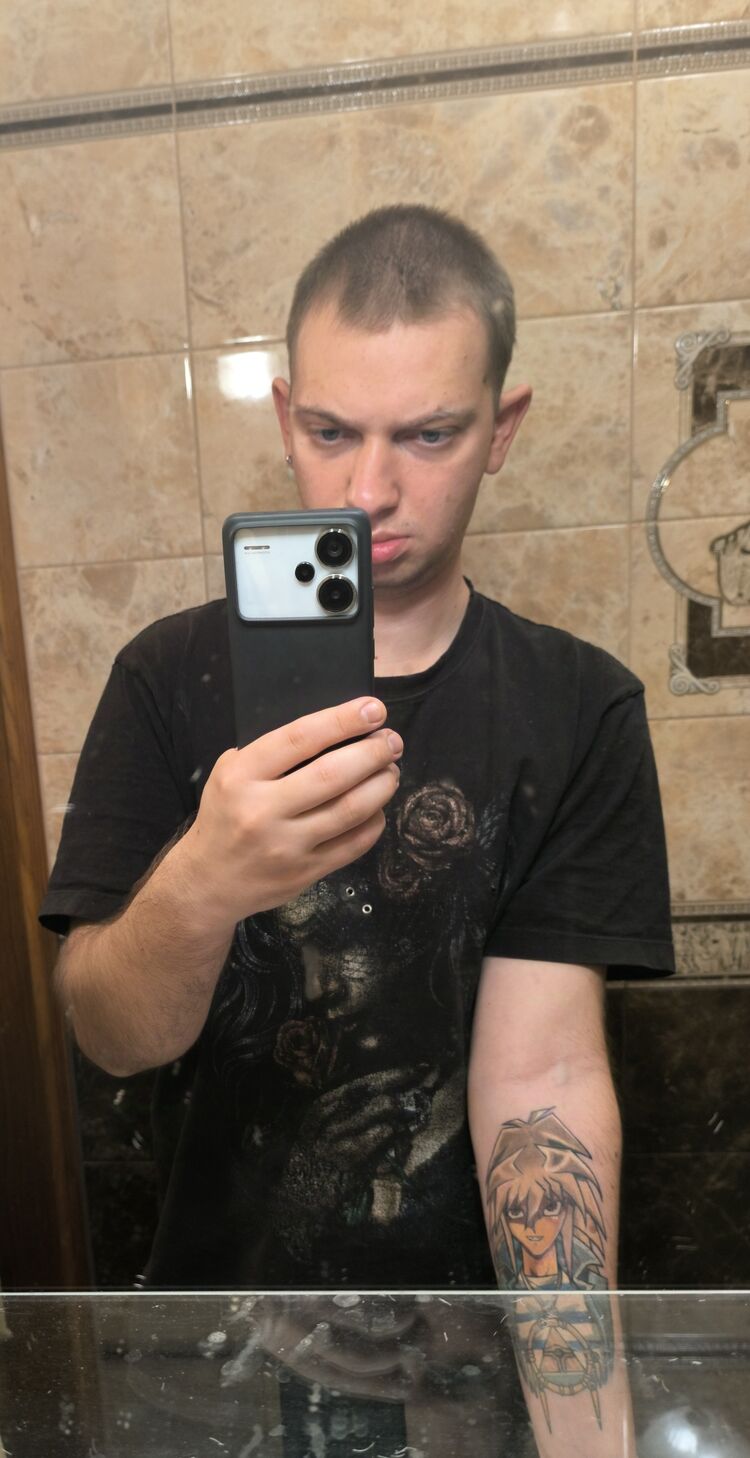  46768499  , 28 ,    
